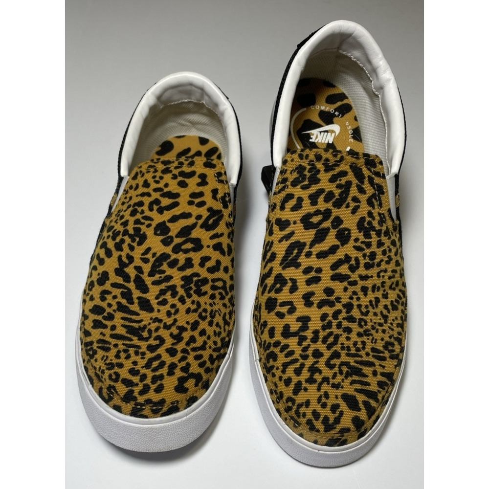 Nike Womens Size 10 Court Legacy Slip On Sneakers Leopard Cheetah Print Shoes